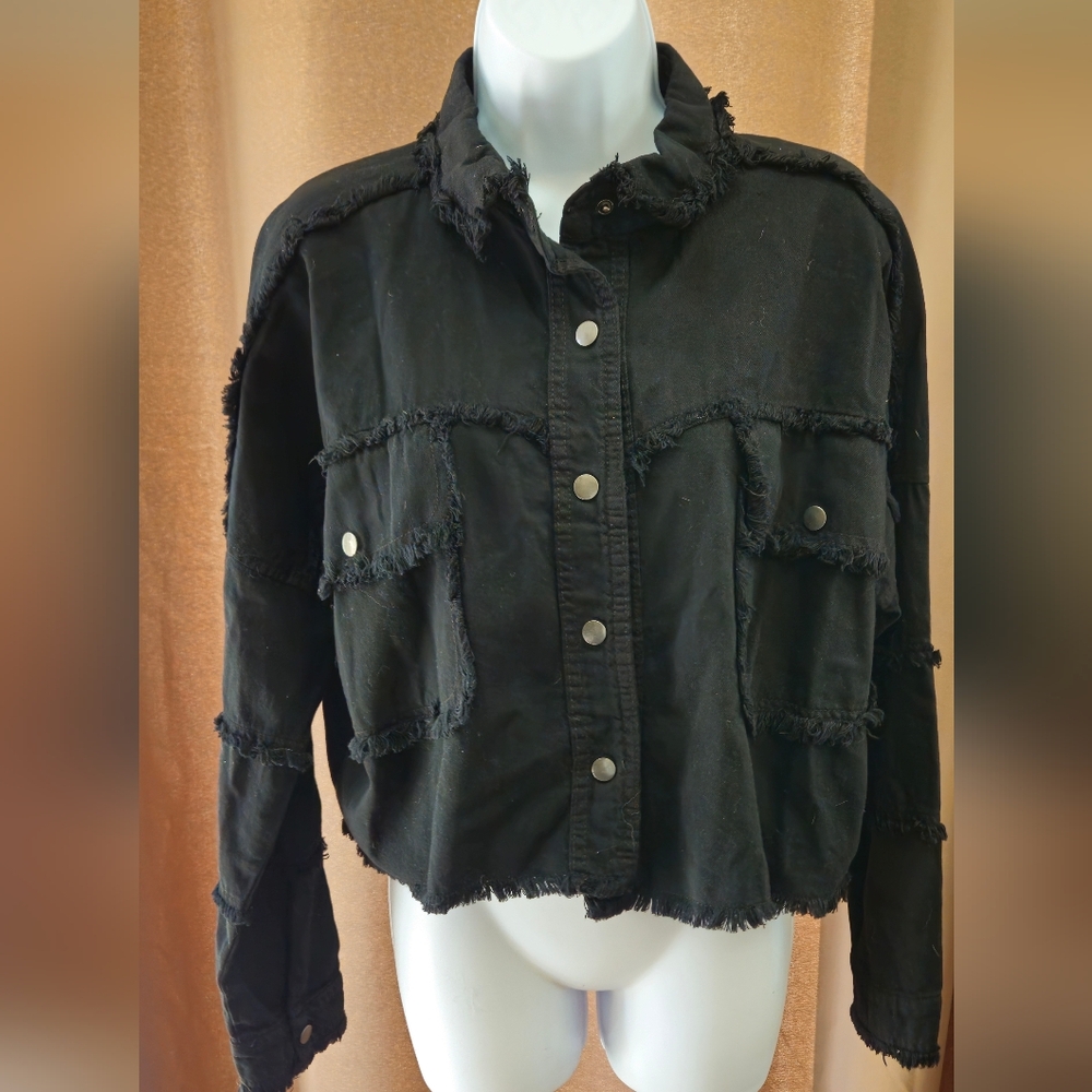 NWT Elan “Rock & Love” Distressed Denim Jacket – Black/Pink
